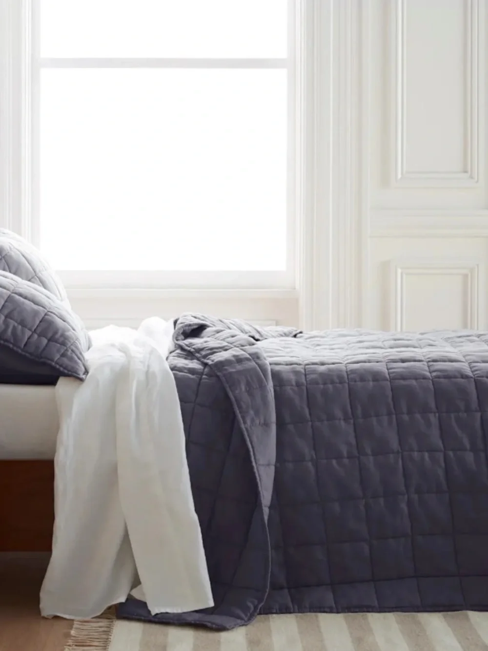 Quince European Linen Box Quilt Charcoal Full/Queen